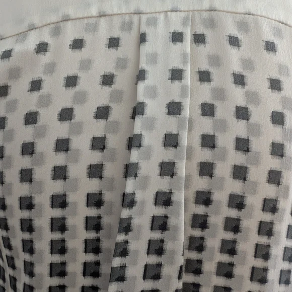 Judith & Charles Silk Bow Tie Sleeveless Top - Picture 8 of 11